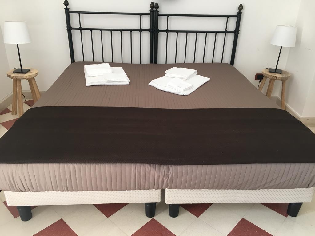 Casa Ciomod Hotel Модика Екстериор снимка