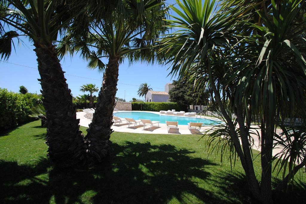 Casa Ciomod Hotel Модика Екстериор снимка