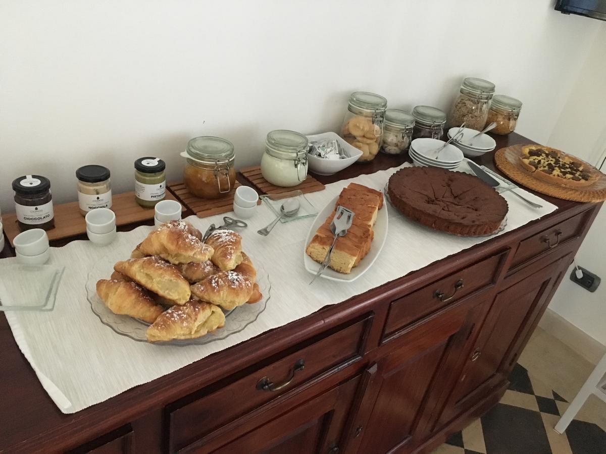 Casa Ciomod Hotel Модика Екстериор снимка