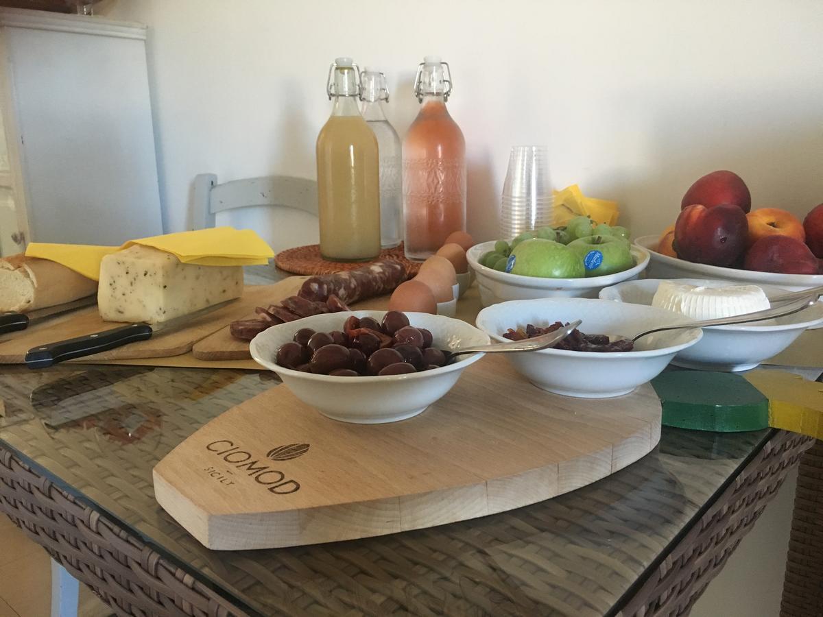 Casa Ciomod Hotel Модика Екстериор снимка