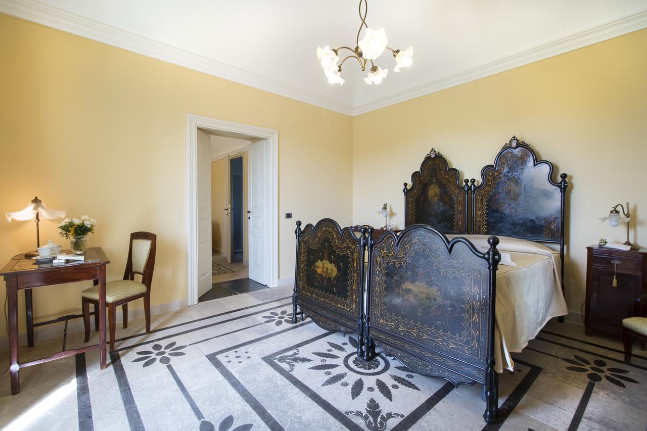 Casa Ciomod Hotel Модика Екстериор снимка