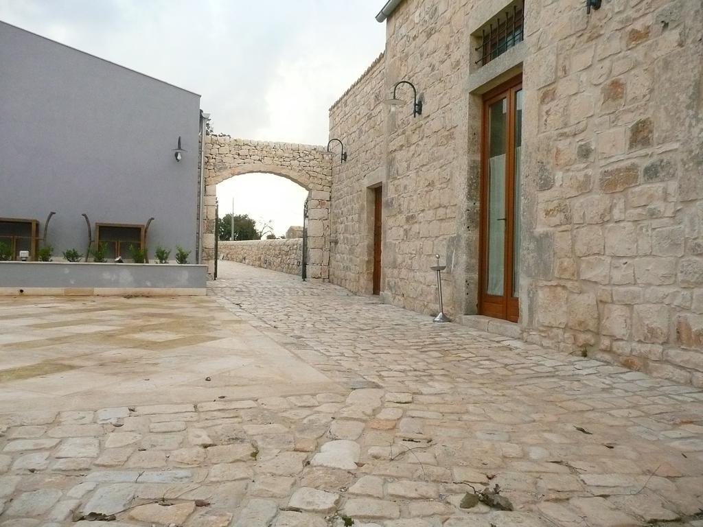 Casa Ciomod Hotel Модика Екстериор снимка